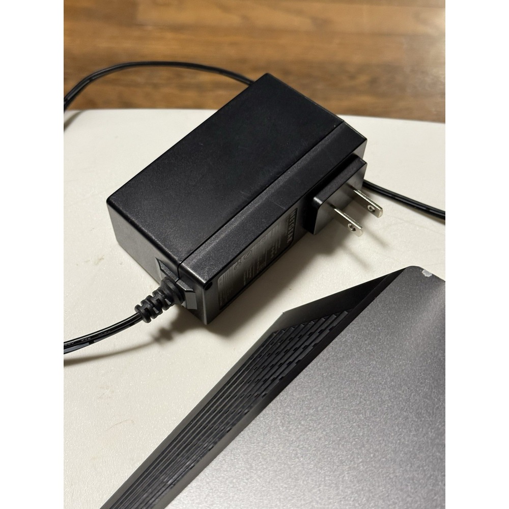 NETGEAR Nighthawk AC1900 Model R7000 Smart Wi Fi Router - Picture 7 of 7